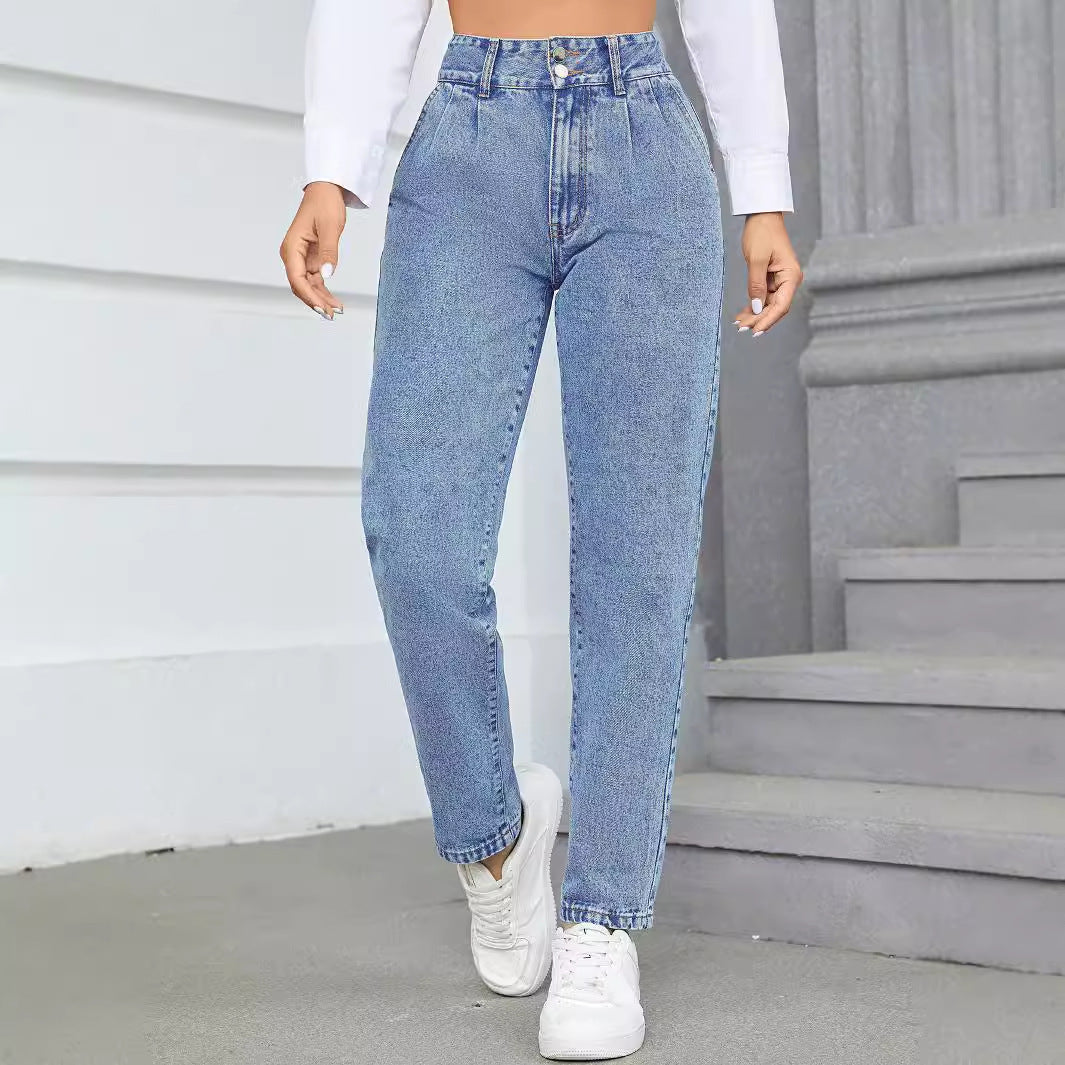 Kvindernes Højtaljede Boyfriend Jeans med Klassisk Snit og Knapdetaljer Stilla