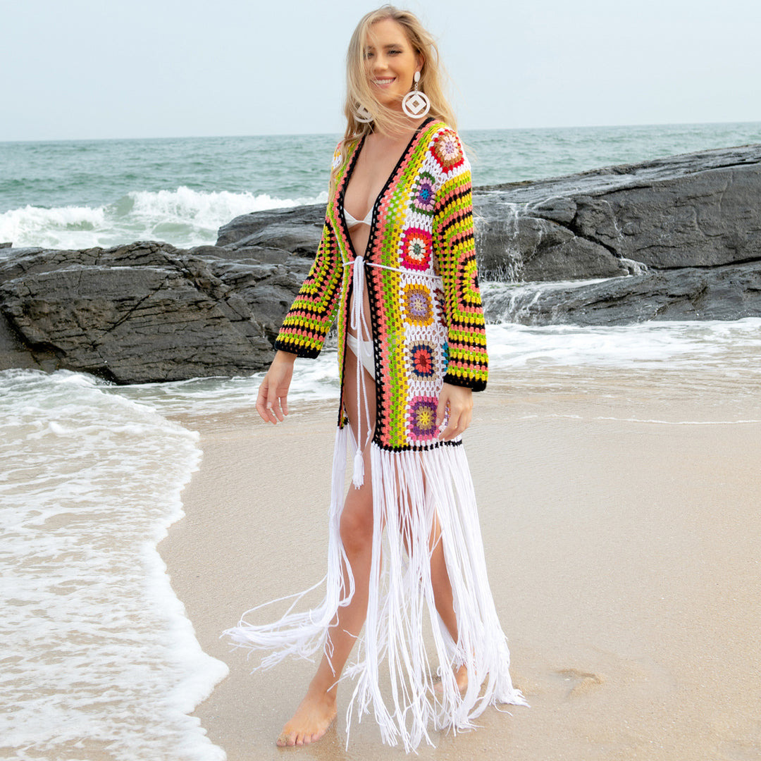 Dame Crochet-Strandkimono med farverigt mønster og frynsede detaljer Stilla
