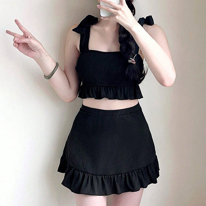 Dame Crop-Top og Shorts Sæt med Volangdetaljer Stilla