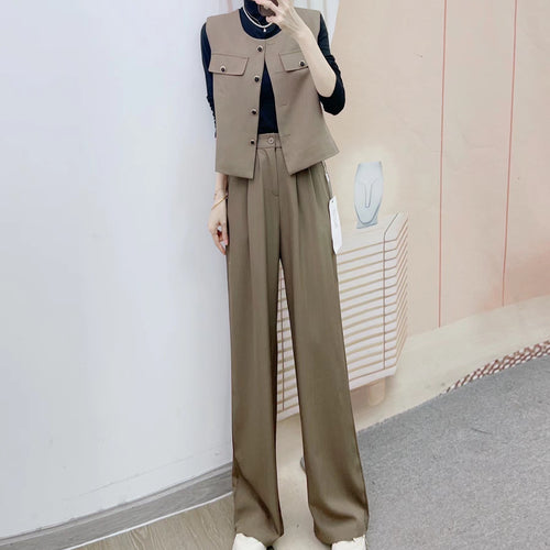 Damer Elegant Blazer-Bukser-Sæt med fint stof og fashionable knapdetaljer Stilla