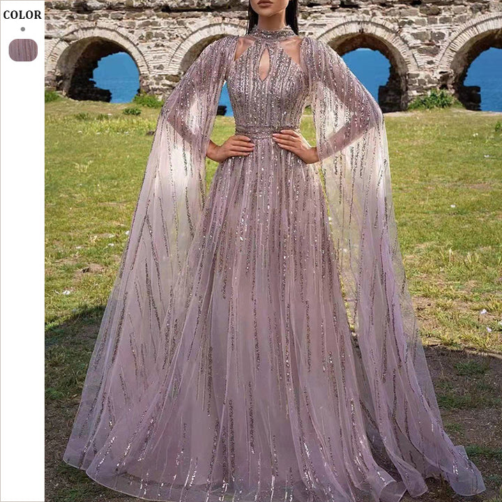 Dame Glamourøst Aftenkjole med glitrende Pailletter og elegant Cape Stilla