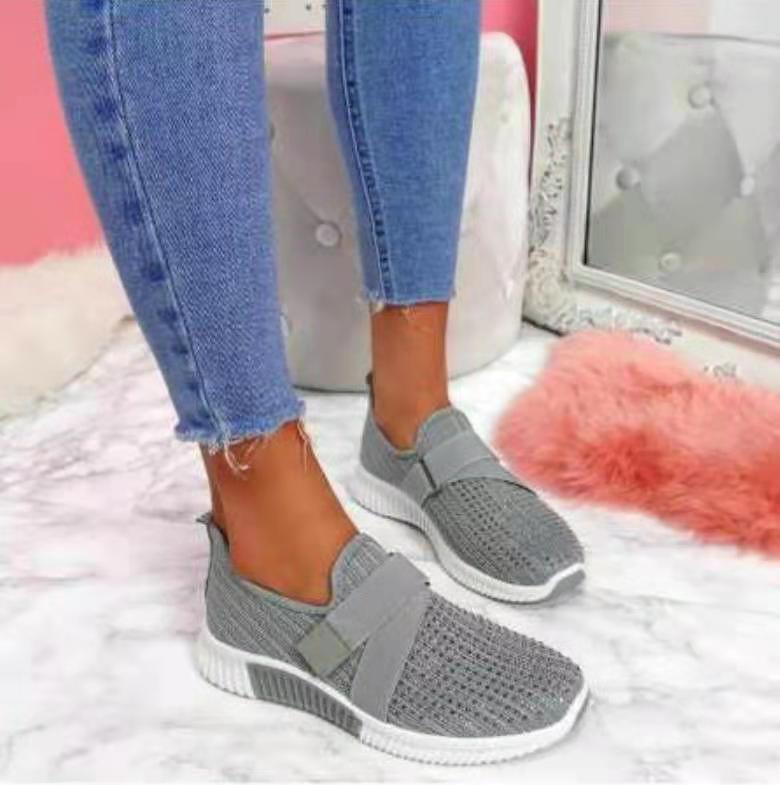 Dame sportsneakers med åndbart mesh-overmateriale og skridsikker sål Stilla