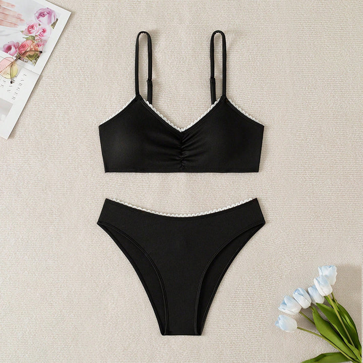 Dame Bikini sæt med elegant flæsekant Skovae