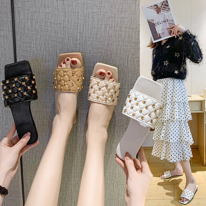 Damer Glamourøse Slide-sandaler med dekorativt nitte-design og komfortabel fodseng Stilla