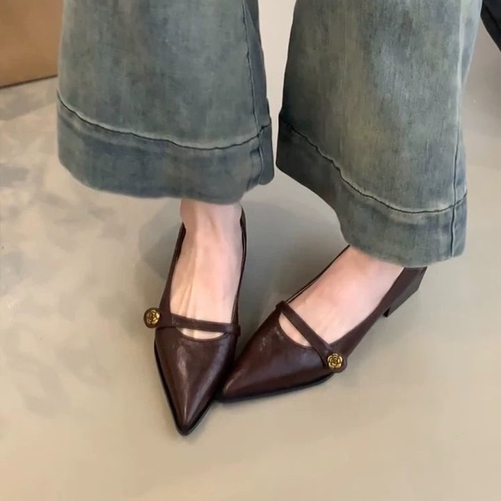 Dame spids Slingback-Ballerinas med fashionable rem og elegant detalje Stilla