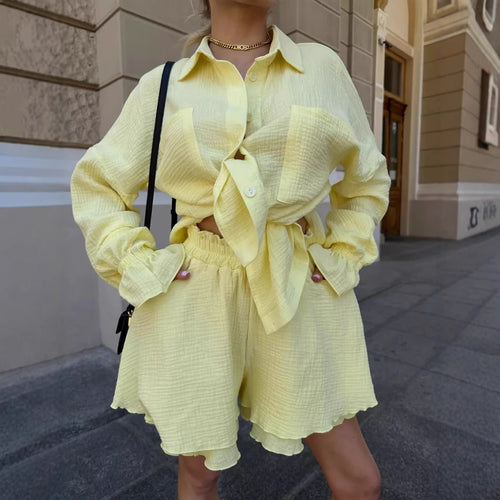 Dame Let sæt med knyttet bluse og shorts Stilla