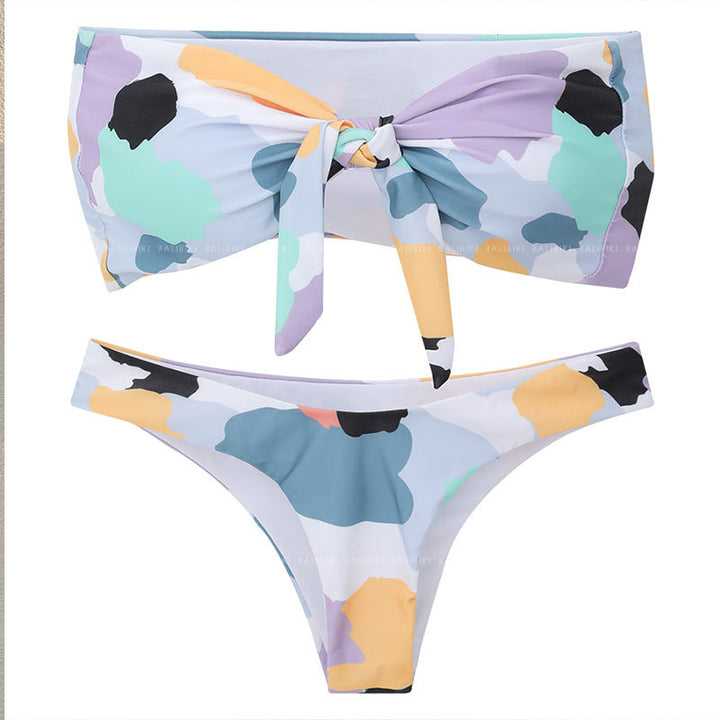 Dame Bandeau-bikini med blomsterprint og moderne knude Stilla