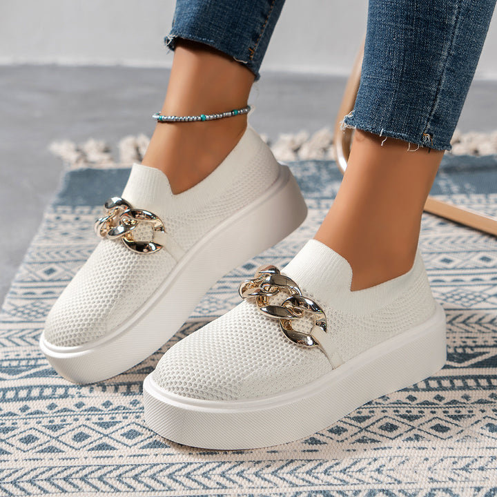 Dame Sneakers med moderigtigt kæde-detalje og åndbart overmateriale Stilla