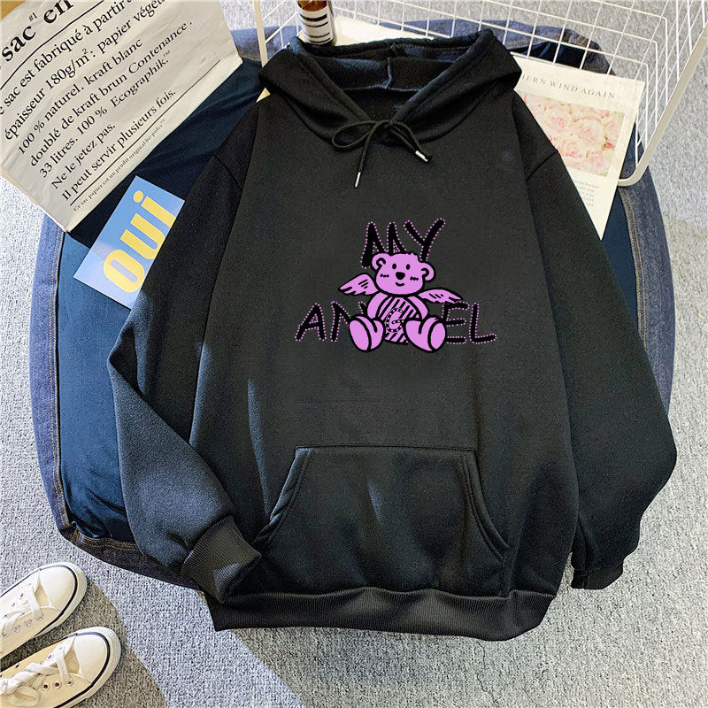 Kvinders hoodie med sødt engel bjørn design Skovae