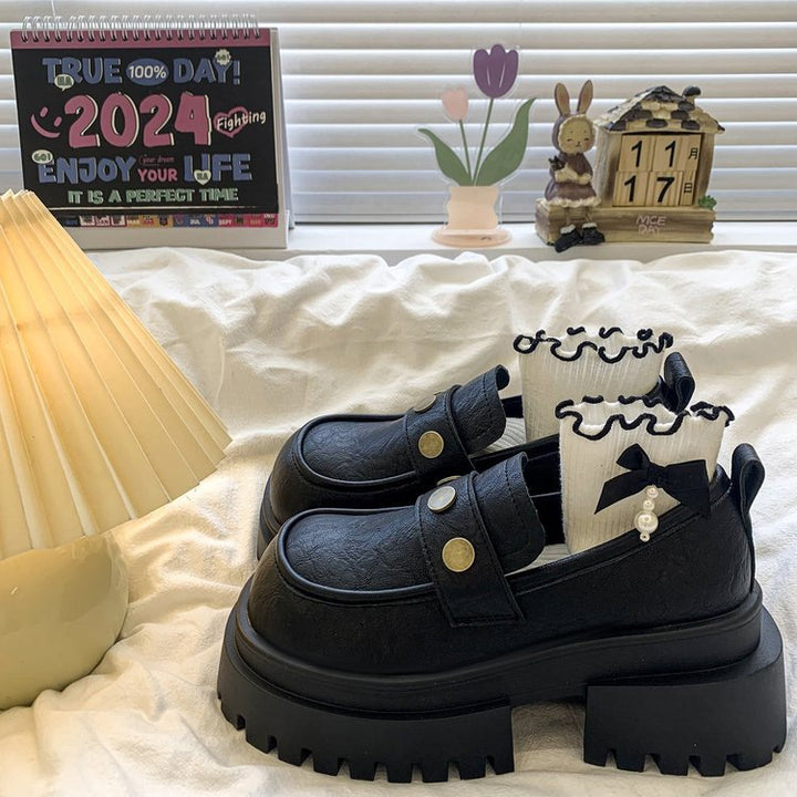 Dame Chunky Mokkasiner med moderne rufflesdesign og stabil profilsål Stilla