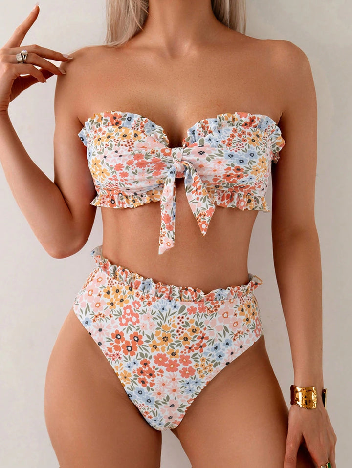 Dame Bandeau-bikini med legende rynker og blomster mønster Skovae