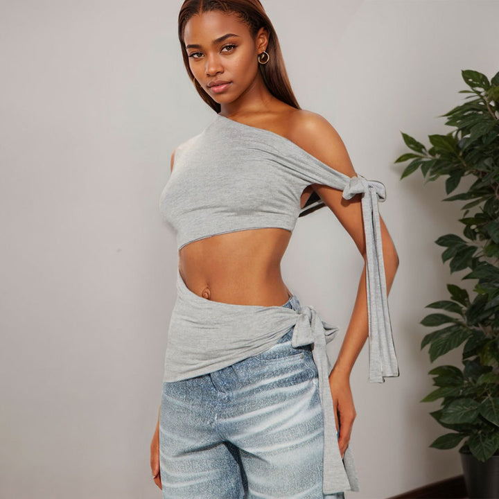 Kvinders asymmetrisk crop top med sidesløjfe Stilla