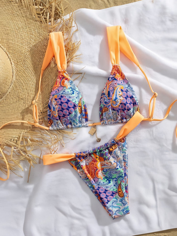 Dame triangle bikini med farverigt paisleymønster og justerbare stropper Skovae