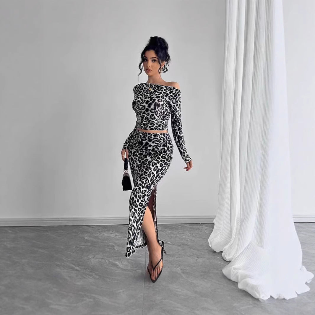 Dame Sportsligt Ensemble med asymmetrisk snit og Animal-Print Stilla