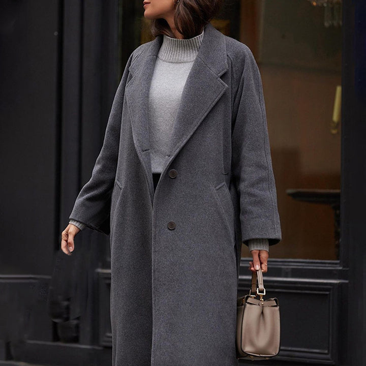 Dame Elegant Uldfrakke i Oversized-snit med dyb revers og praktiske lommer Stilla