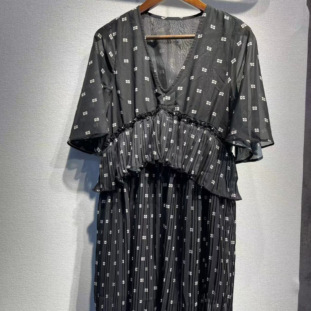 Dame volantkjole med floral design og flæsedetaljer Stilla