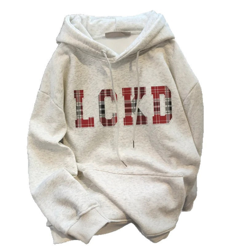 Kvindernes hætteh sweatshirt med trendy påskrift Stilla