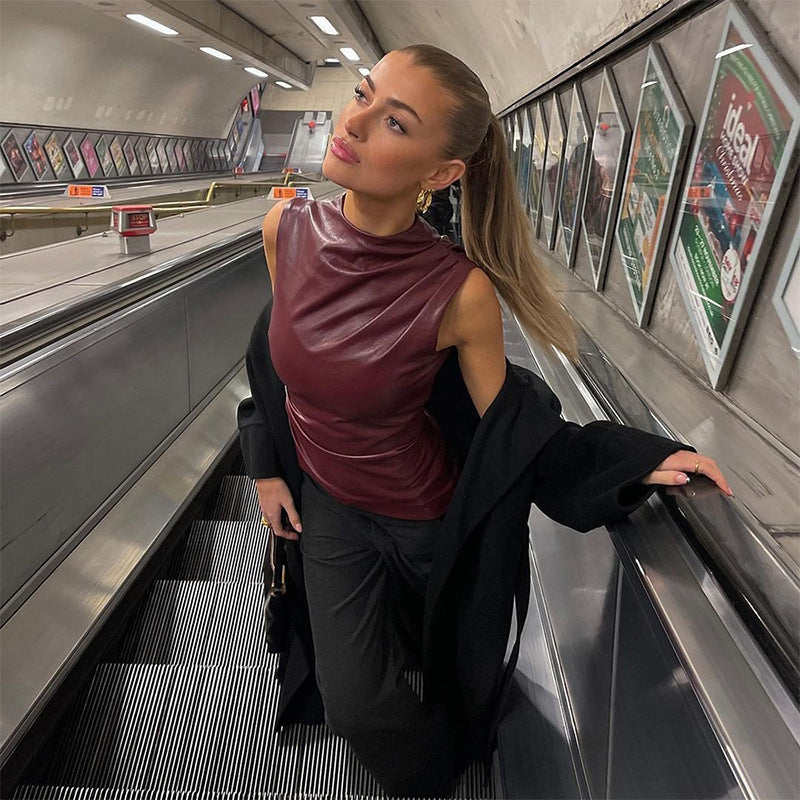 Dame leger skåret kunstlæderbluse med asymmetrisk søm og elegant ståkrave Skovae