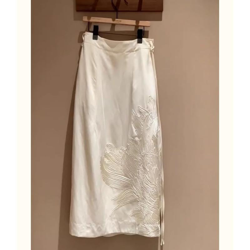 Femme Broderet Satin Maxi-Nederdel Stilla