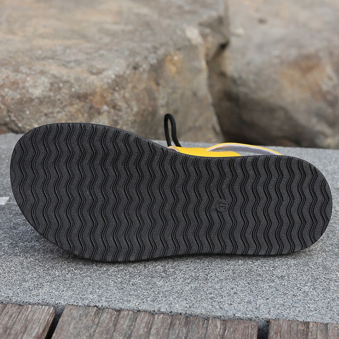 Dame Komfortable Sandaler med innovativt remdesign og fleksibel sål Stilla