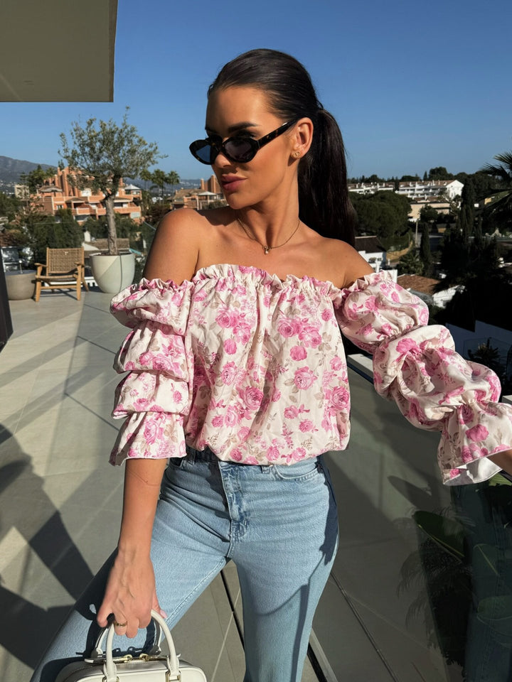 Dame Off-Shoulder Bluse med voluminøse ærmer og blomstret mønster Stilla