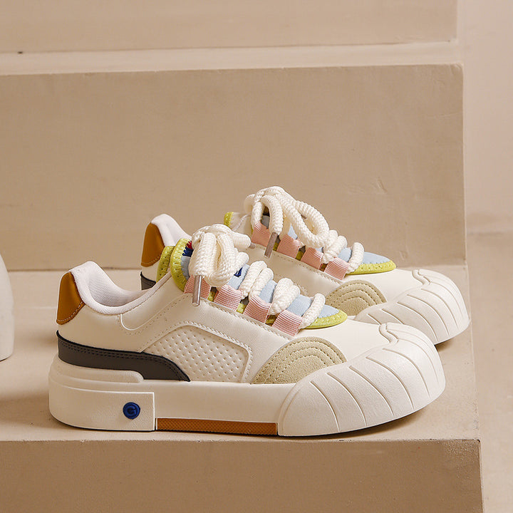 Dame Komfortable Sneakers med farverige accenter Stilla