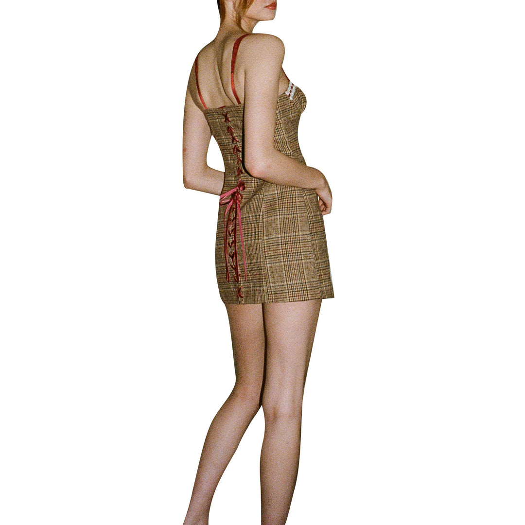 Femme Ternet Mini Slip Kjole med justerbare Stropper Stilla