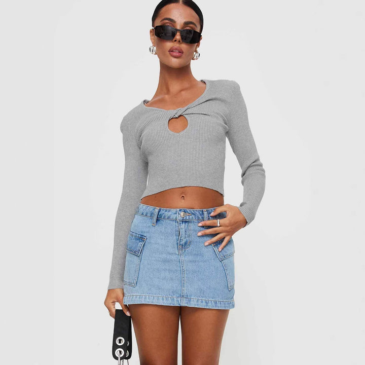 Dame Crop-Top med ruffle detaljer og smal bindebånd Stilla