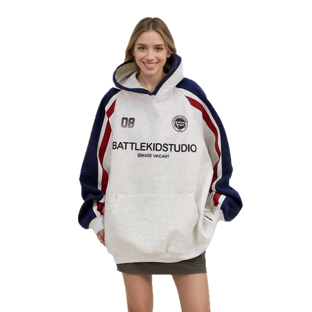 Kvinders komfortable oversized hoodie med moderne grafik Stilla