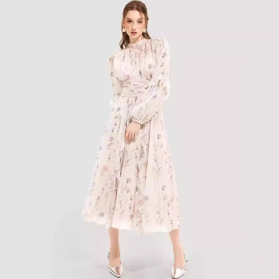 Dame Midikjole med fint blomsterdesign og elegante flæsedetaljer Stilla