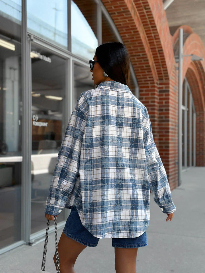 Dame ternet skjorte med oversized snit og praktiske lommer Stilla