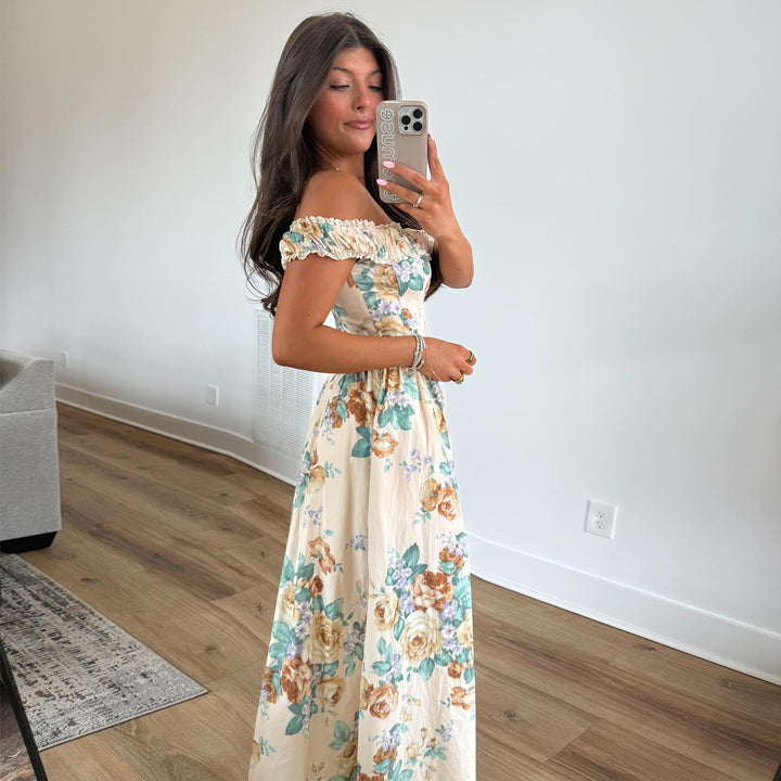 Kvinder Off-Shoulder Maxi Kjole med Blomsteraccenter og Samlet Top