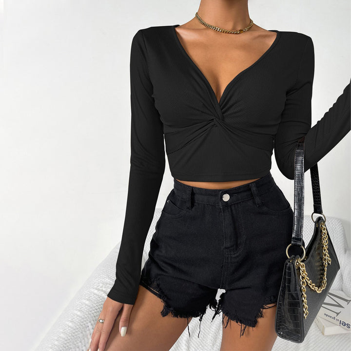 Kvindernes cropped langærmet skjorte med sofistikeret knude detalje design Stilla