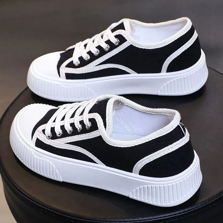 Femme Classic Canvas Snørebånd Sneakers med forhøjet sål Stilla