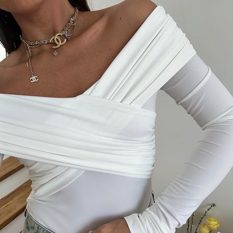 Dame Off-Shoulder Top med raffineret omslagsdesign og lange ærmer Skovae