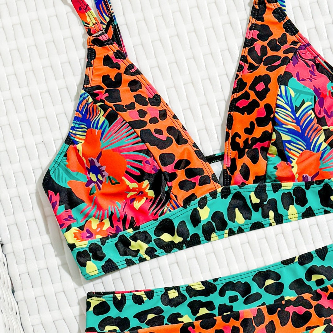 Dame bikini-sæt med blomster- og dyremønster samt høj talje Stilla