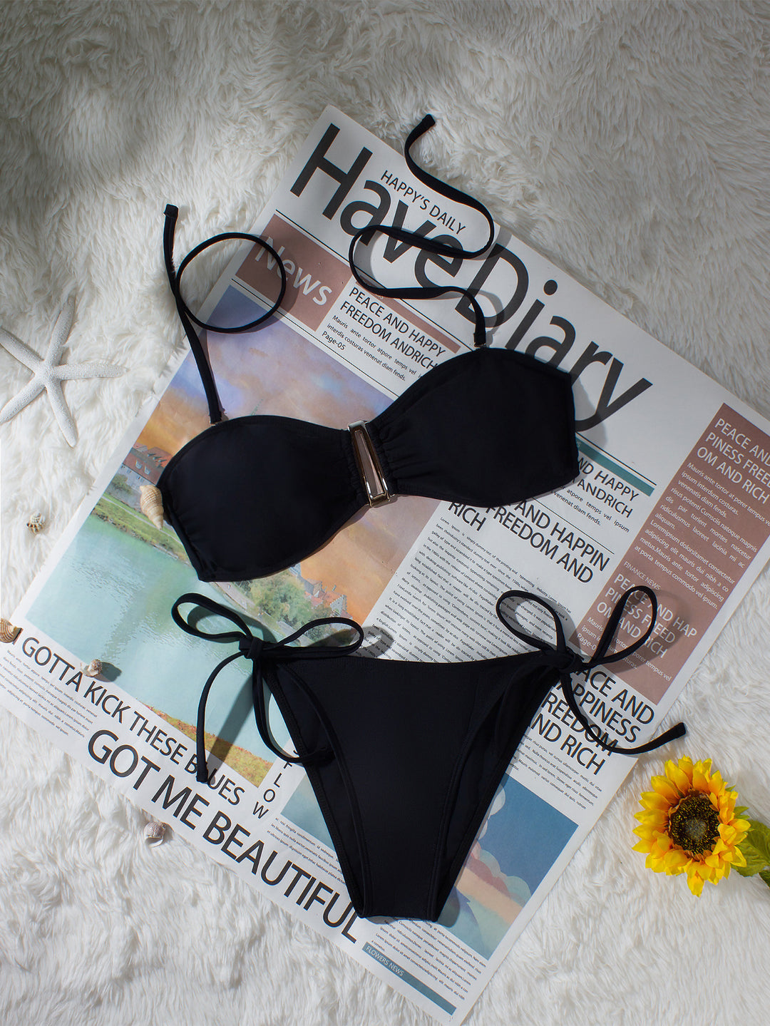 Damer bandeau-bikini med justerbare stropper og elegante detaljer Skovae