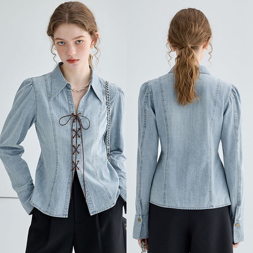 Damer Denim-bluse med moderne snørre-detalje og elegant silhuet Stilla