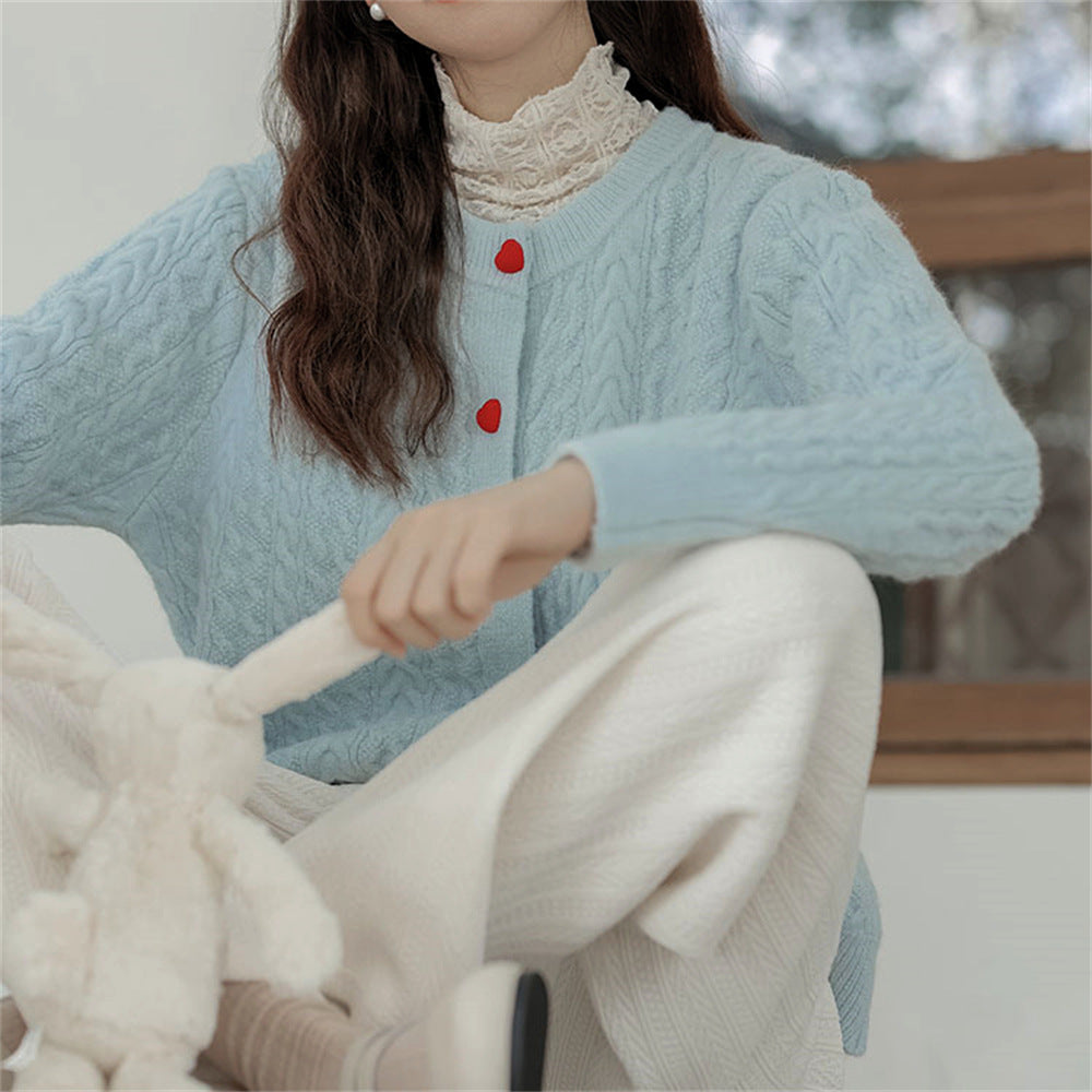 Femme Kabelstrik-Cardigan med hjerteknapdetalje Stilla