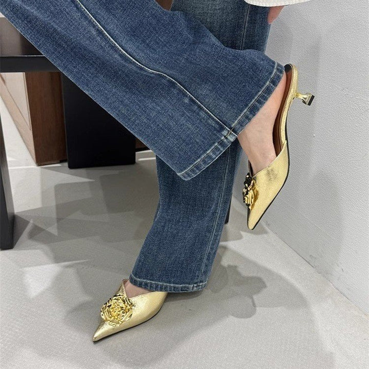 Dame Stilfulde spidse slip-ons med blomsterdekoration Stilla