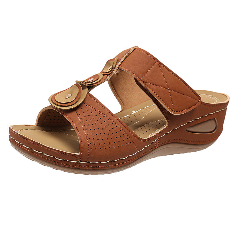 Dame Komfortable kile sandaler med fashionable accenter Stilla