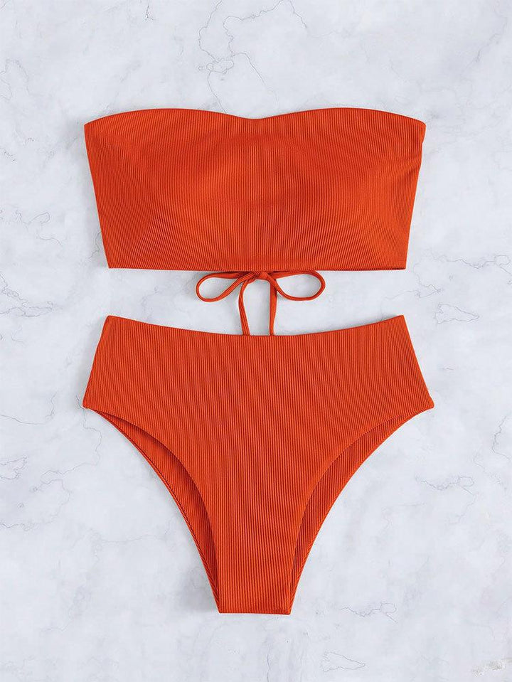 Dame bandeau-bikini med justerbar trusse og raffineret design Skovae