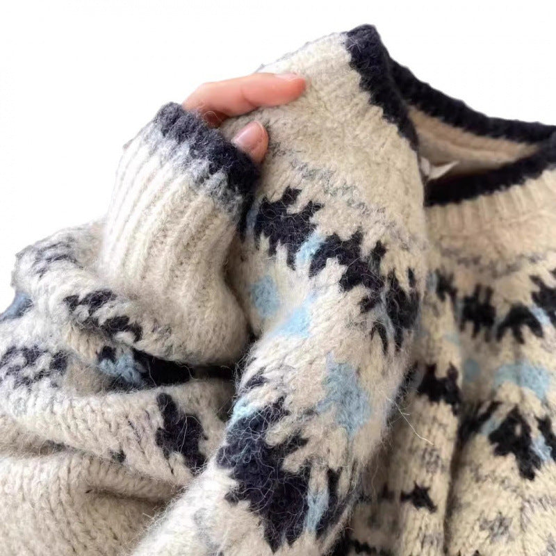 Kvinders cardigan med traditionelt norsk mønster og knapper af høj kvalitet Stilla