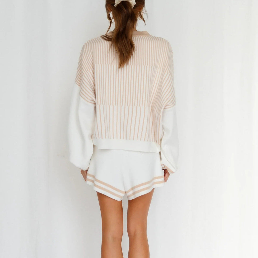 Stilla | Stilig Stribet Sweater Strik Shorts Sæt