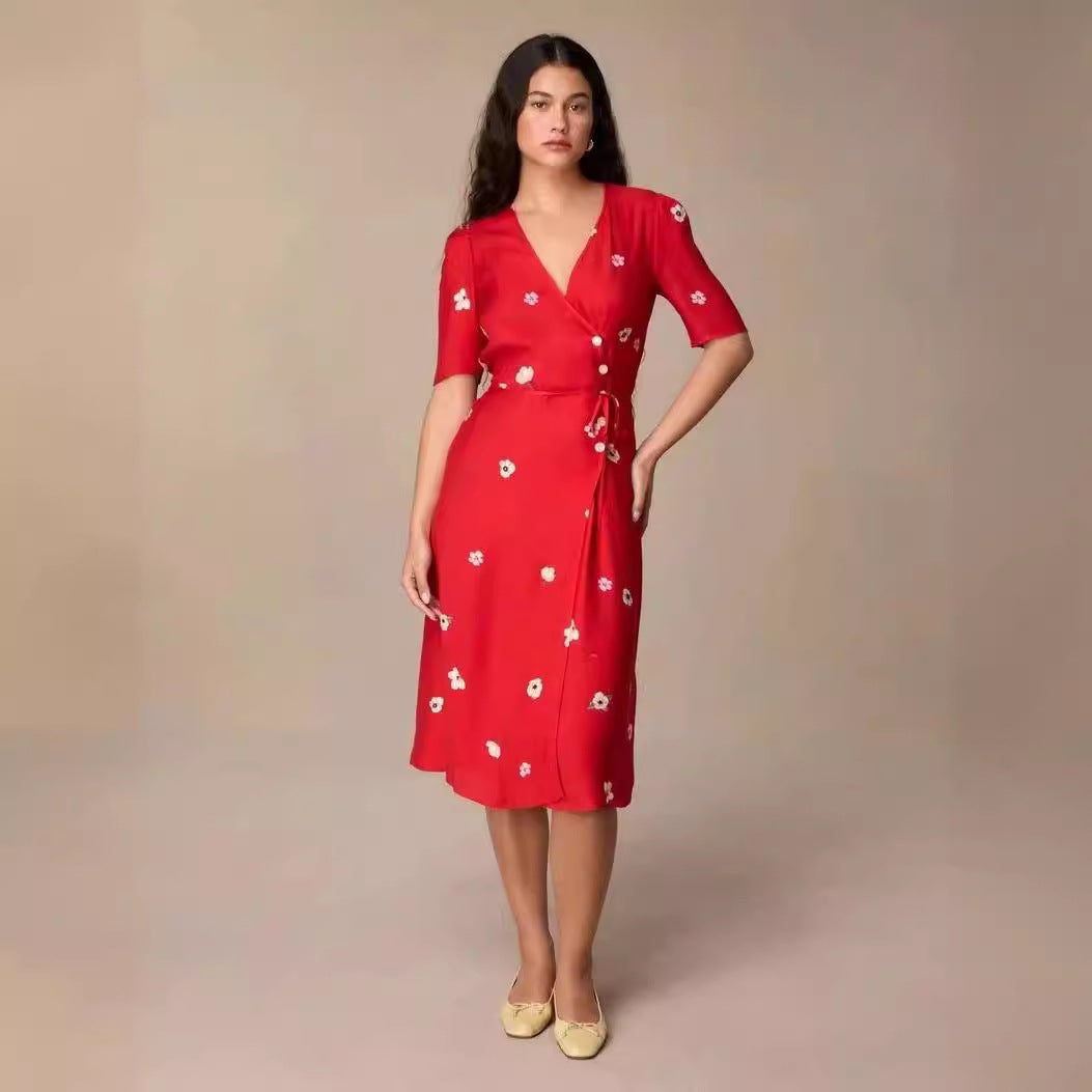 Dame omslagkjole med floral tryk og elegant V-hals Stilla