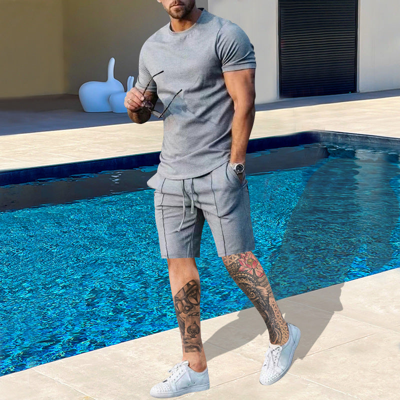 Herrer afslappet sommeroutfit bestående af overdel og shorts Stilla