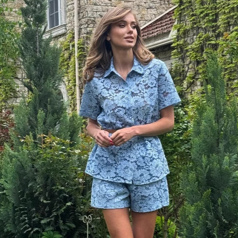 Dame elegant kortærmet bluse- og shorts-sæt i lace Stilla