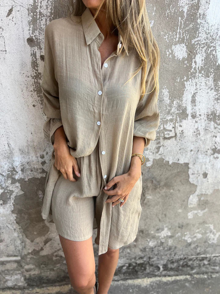 Dame afslappet bluse-shorts-sæt med oversized snit og luftig tekstur Stilla