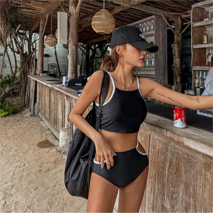 Femme Sporty Cut-Out Bikini Sæt Stilla
