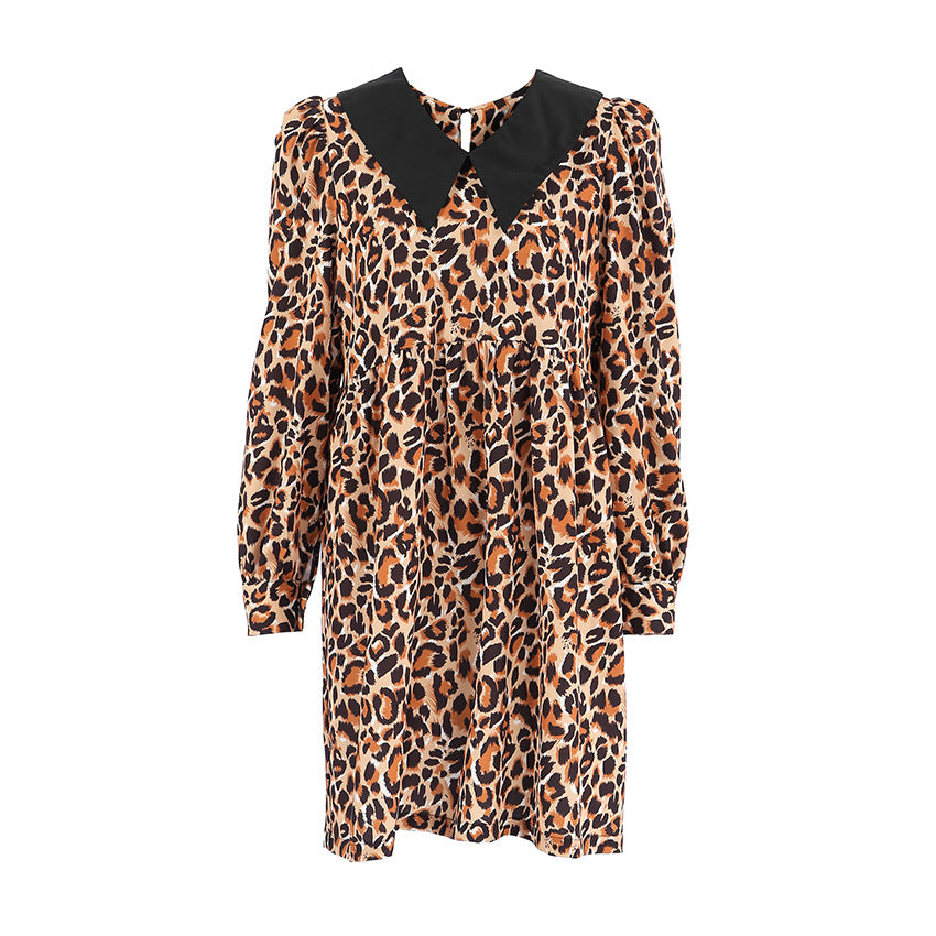 Dame Animal-Print Kjole med voluminøse ærmer og kontrasterende krave Stilla